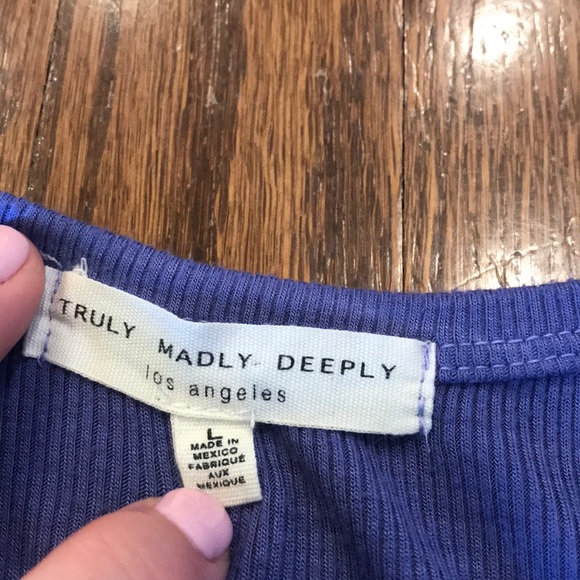 Purple vneck - Picture 3 of 3